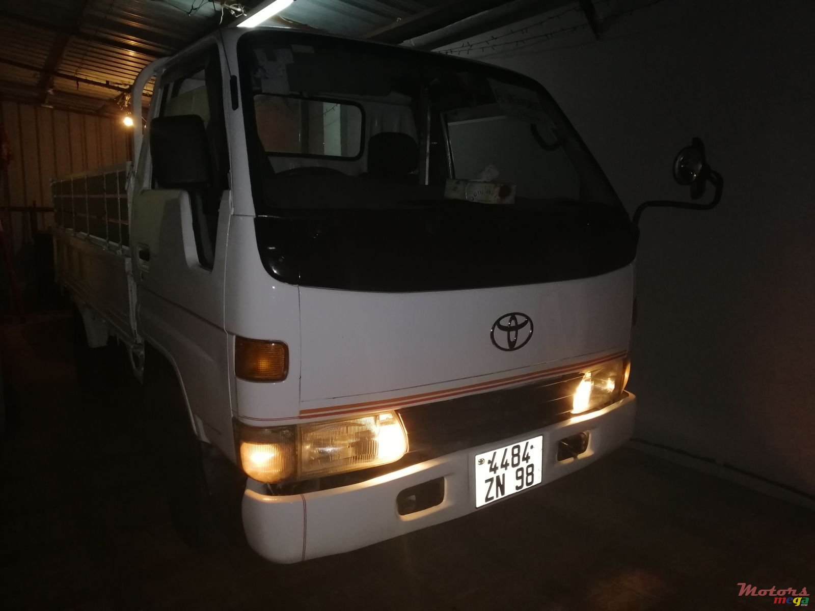 1998' Toyota photo #4