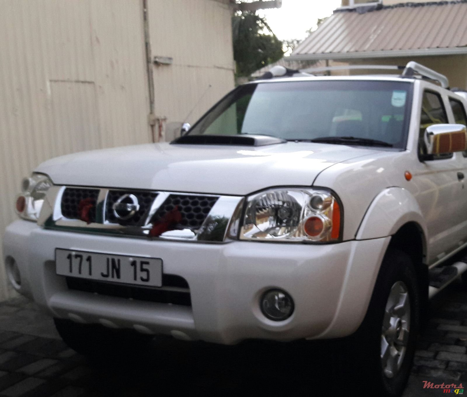 2015' Nissan Hardbody NP300 photo #6