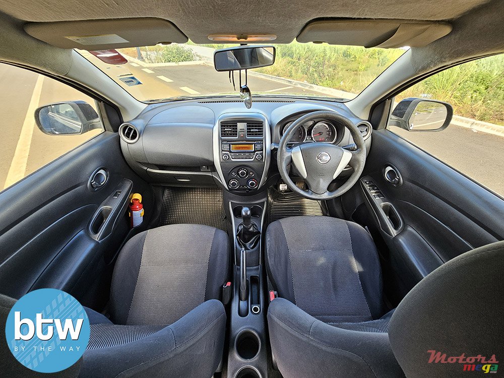 2015' Nissan Almera photo #7