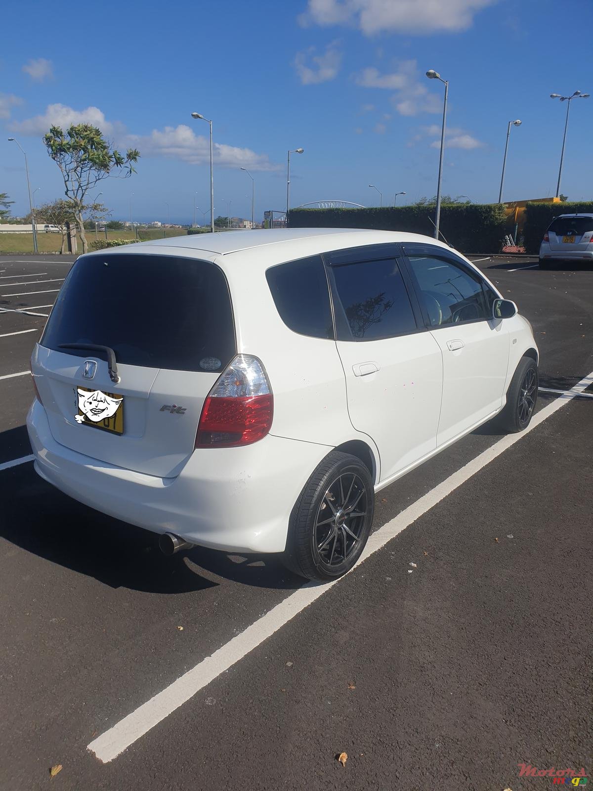 2007' Honda Fit photo #1