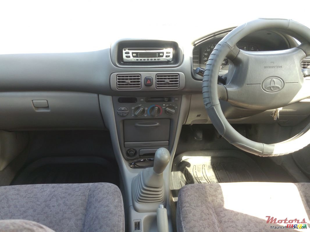 1998' Toyota photo #4