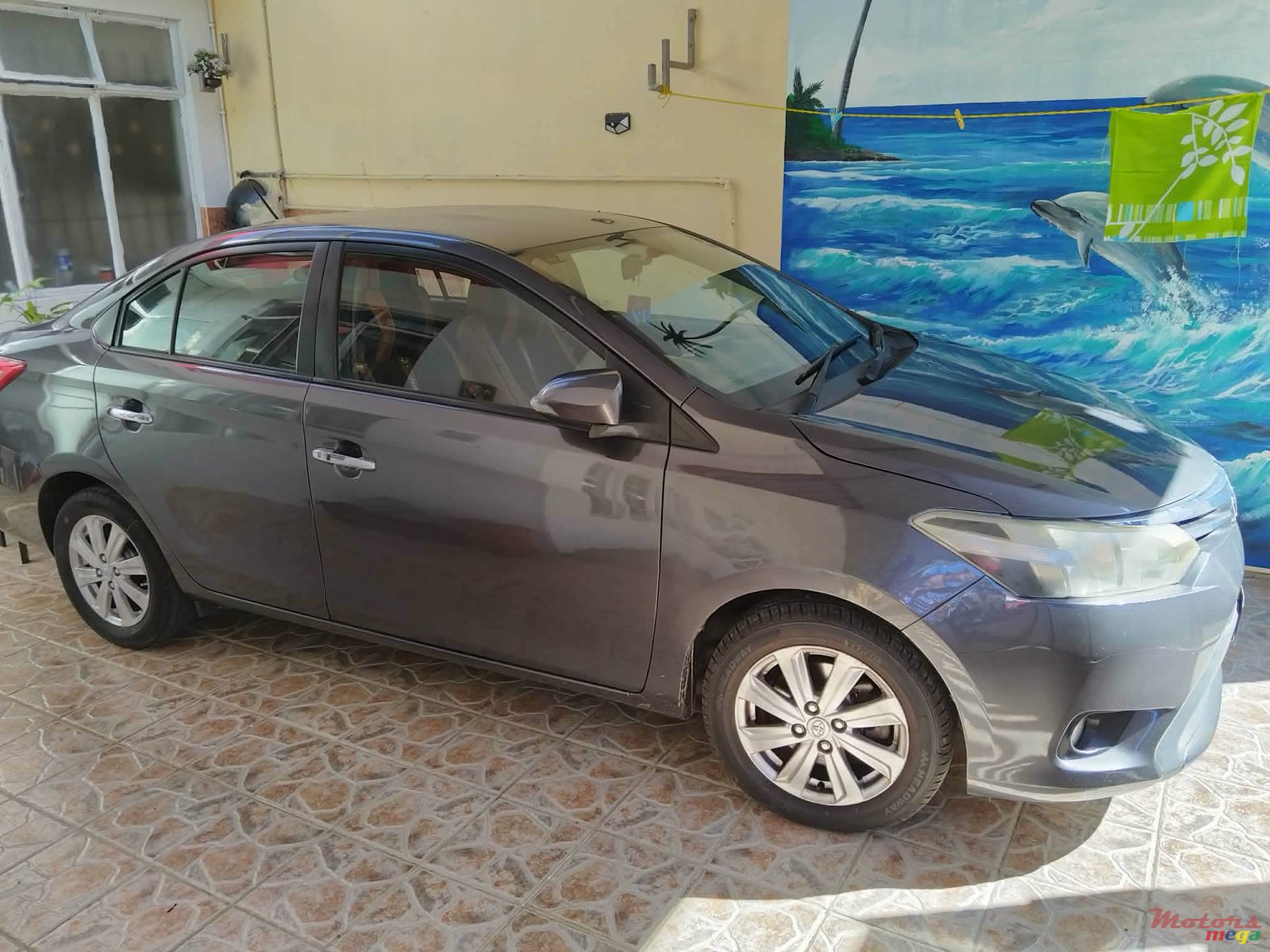 2016' Toyota Yaris Sedan photo #1