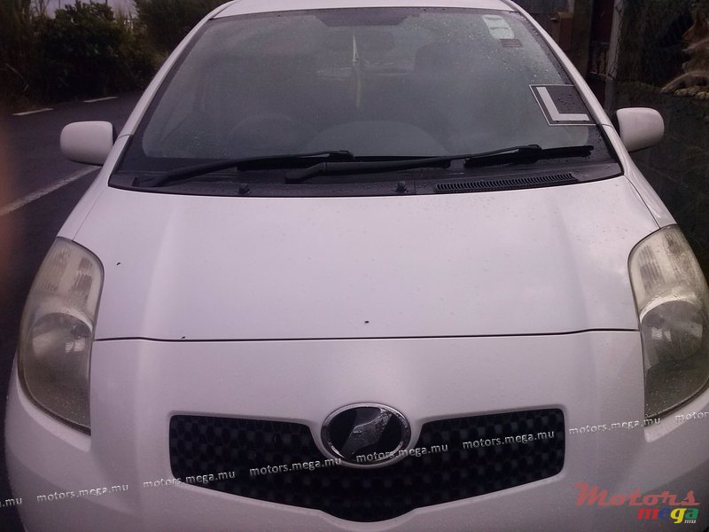 2005' Toyota photo #2