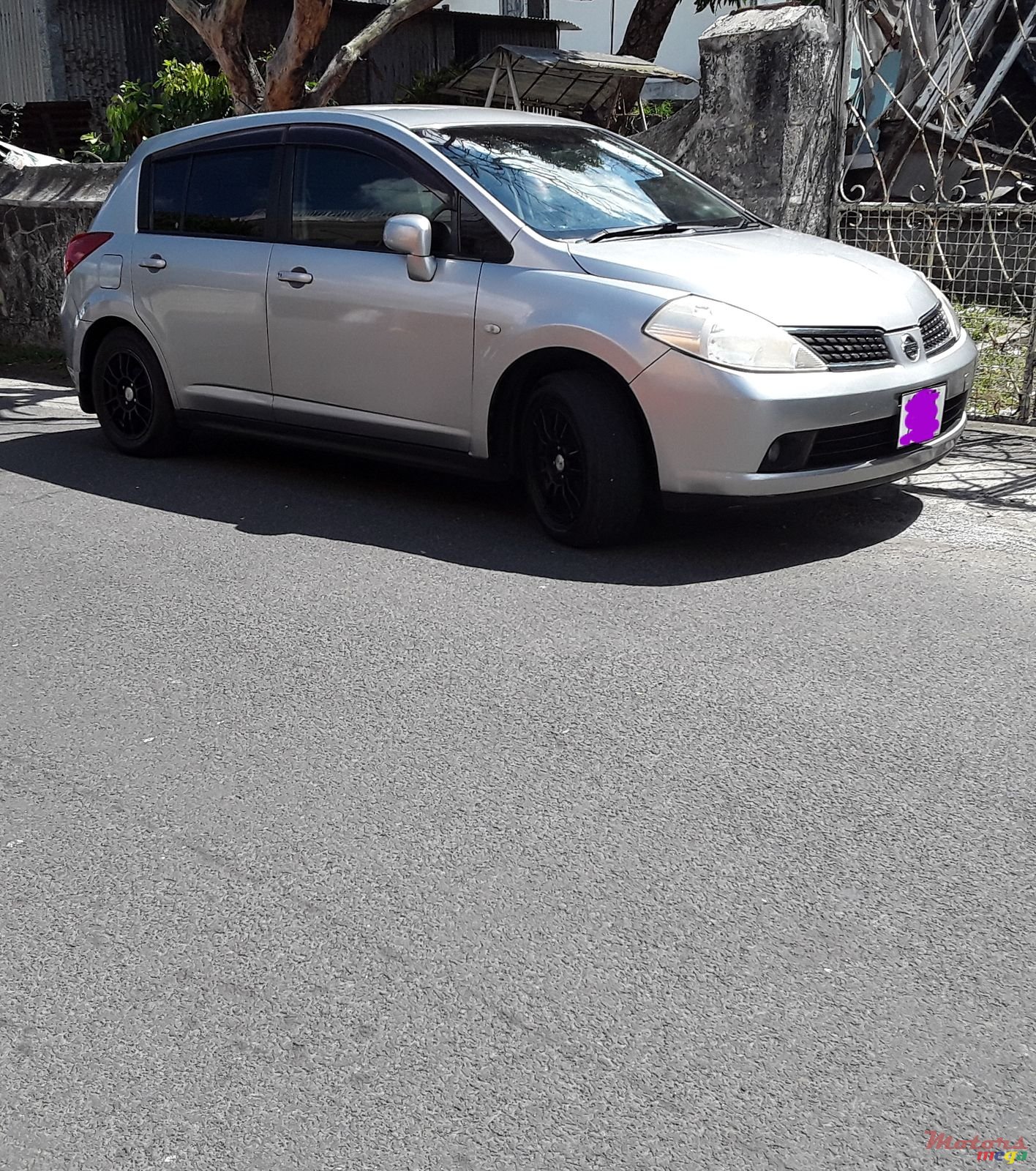 2007' Nissan Tiida photo #2