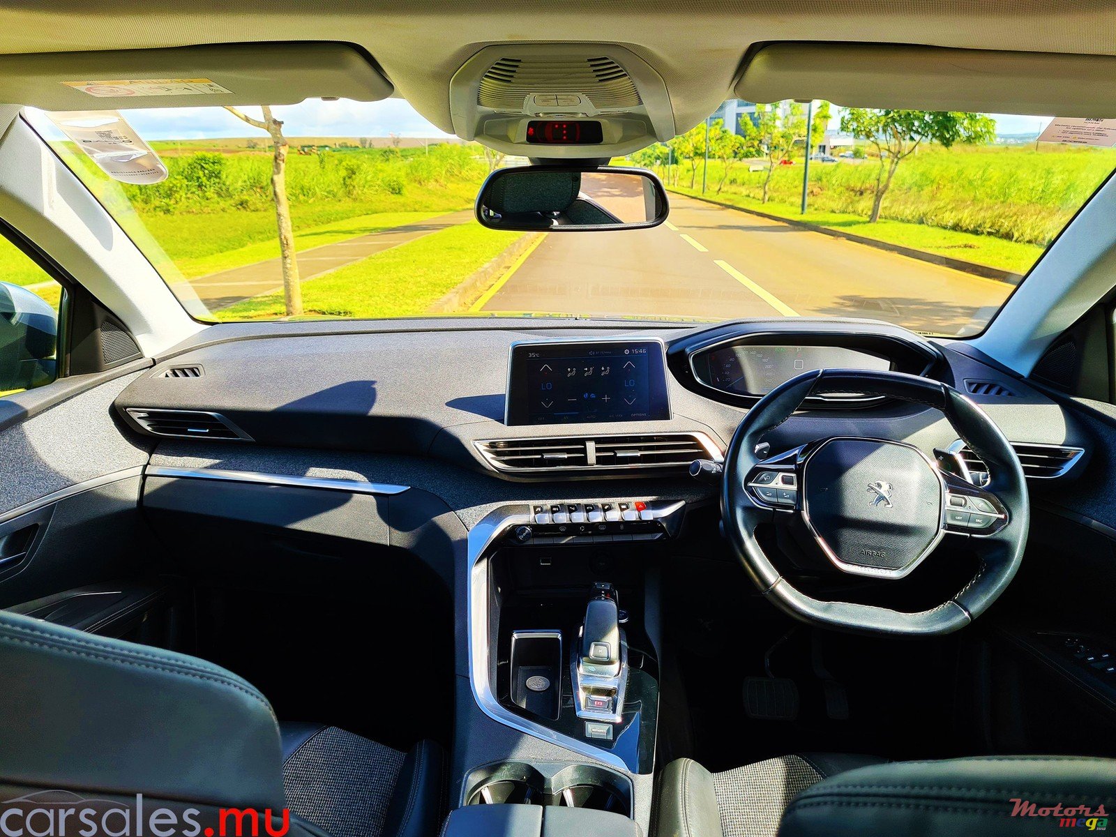 2018' Peugeot 3008 1.2 Allure photo #6