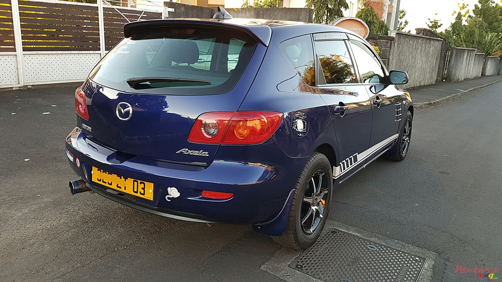 2003' Mazda Axela Automatic photo #5