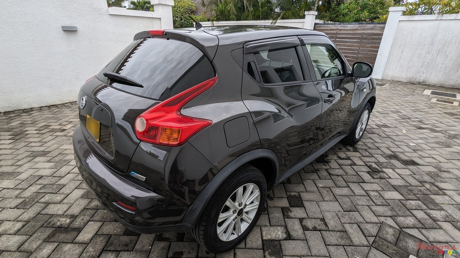 2012' Nissan Juke photo #4