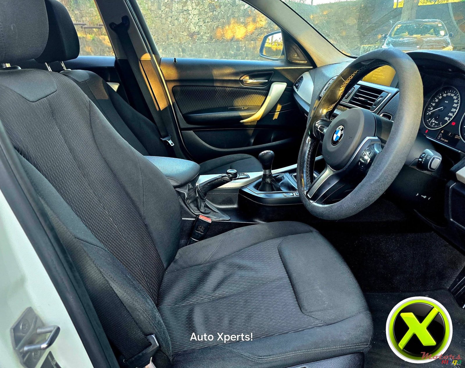 2015' BMW 1 Series 18d photo #6