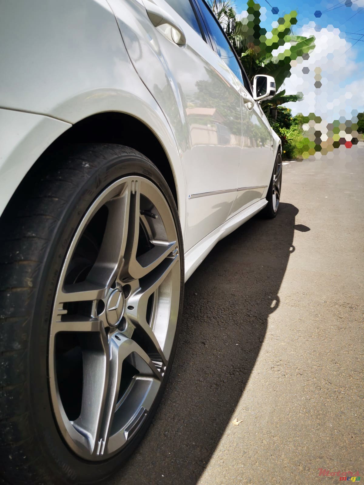 2012' Mercedes-Benz E-Class E250 AMG photo #3