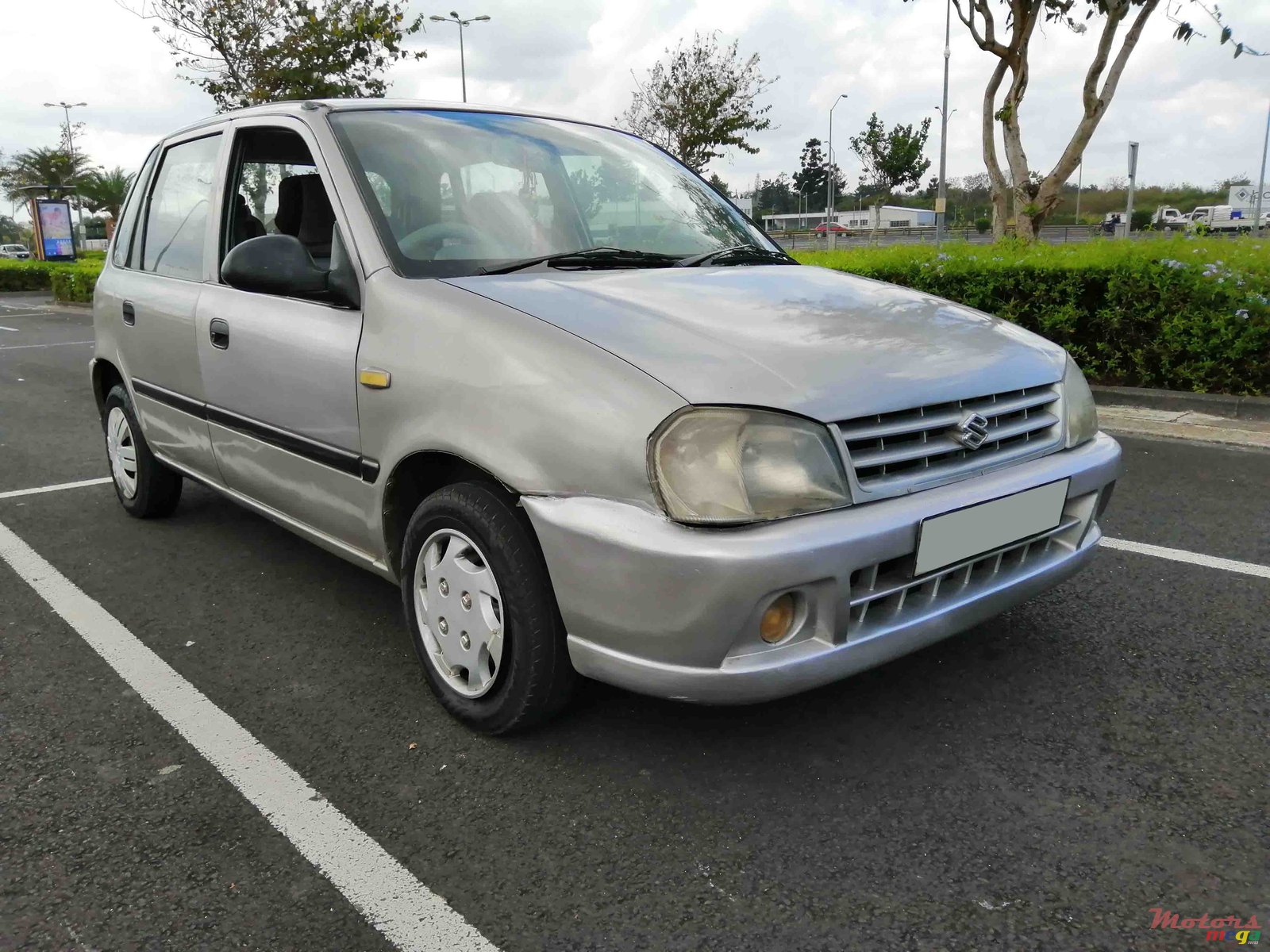 2005' Suzuki Alto photo #2