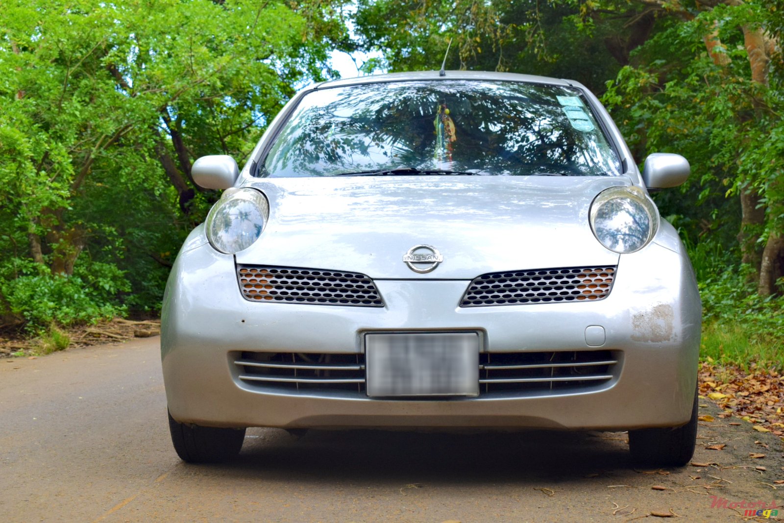 2002' Nissan March photo #1