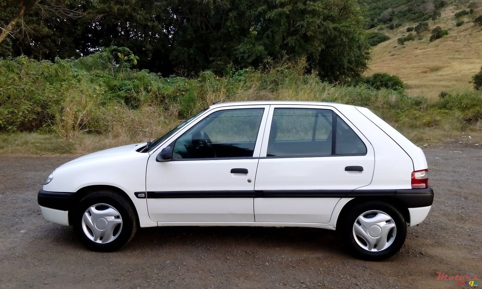 2001' Citroen Saxo photo #4