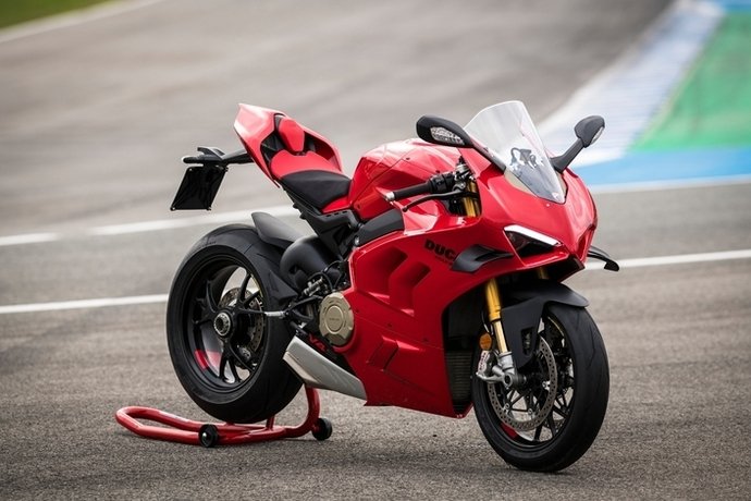 Une nouvelle Ducati Panigale V4 pour 2025 !