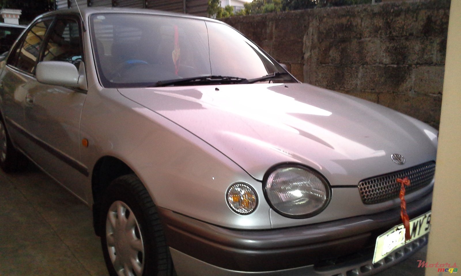 1999' Toyota photo #2