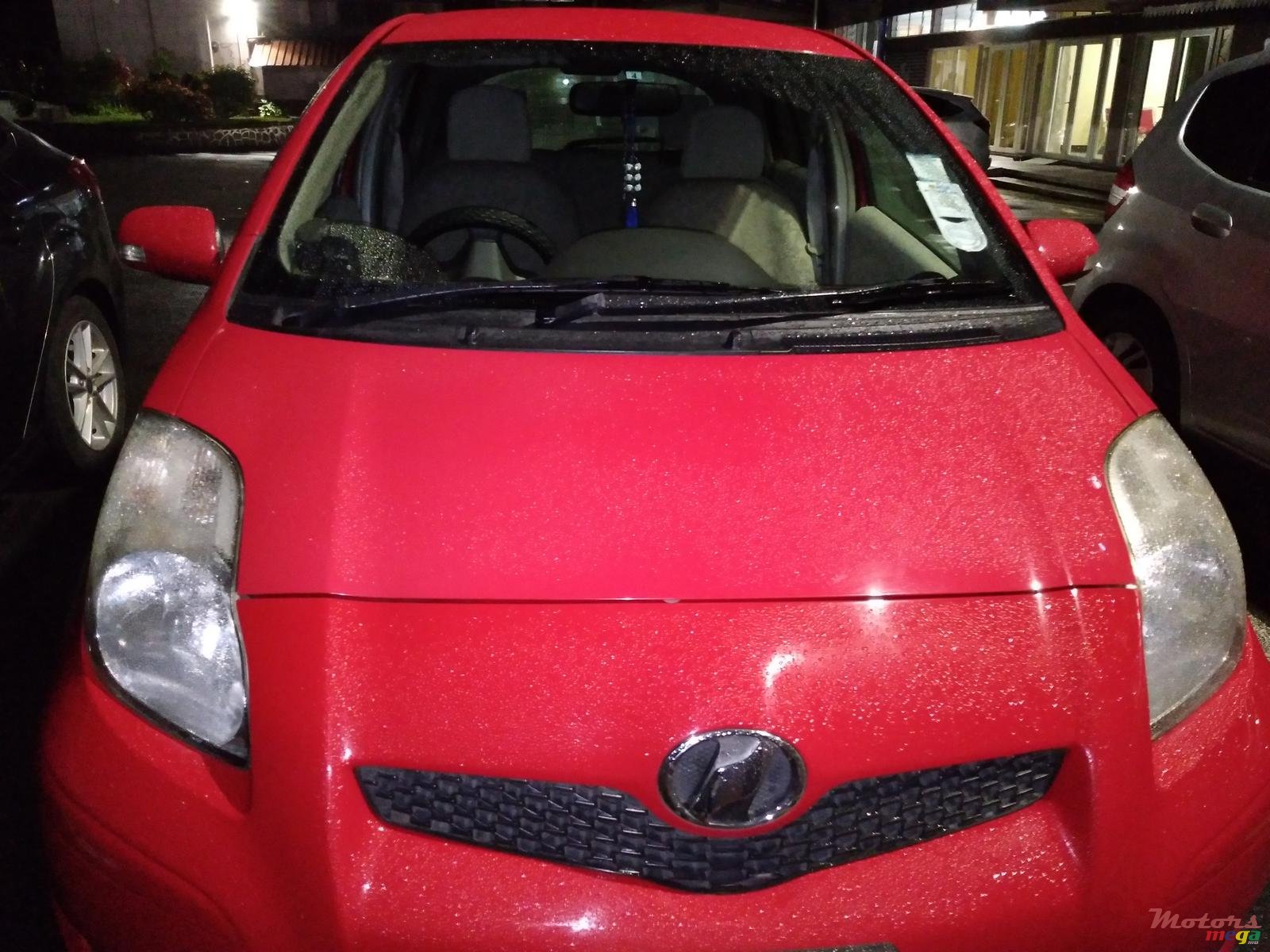 2009' Toyota Vitz nil photo #1