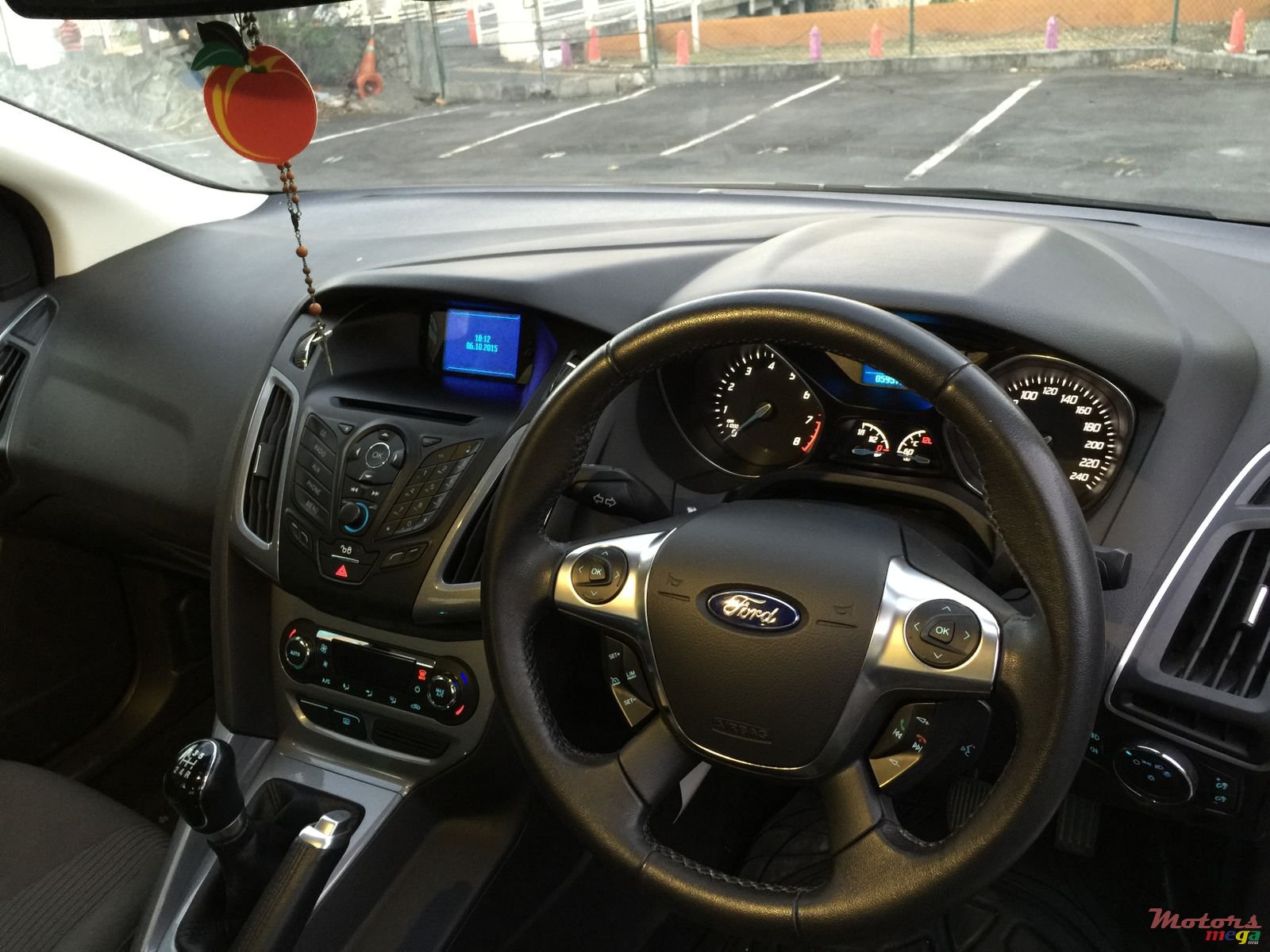 2013' Ford Focus photo #3