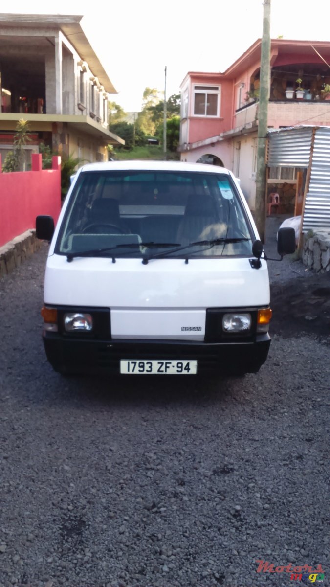 1994' Nissan vanette photo #1