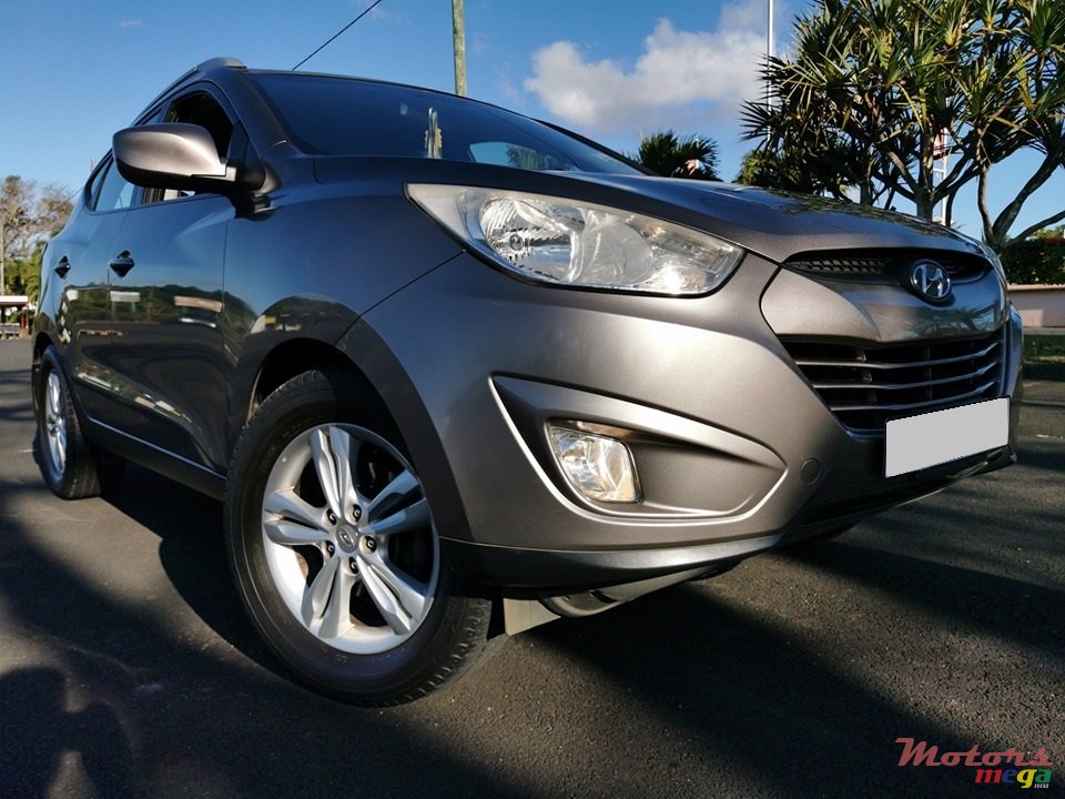 2010' Hyundai ix35 photo #2
