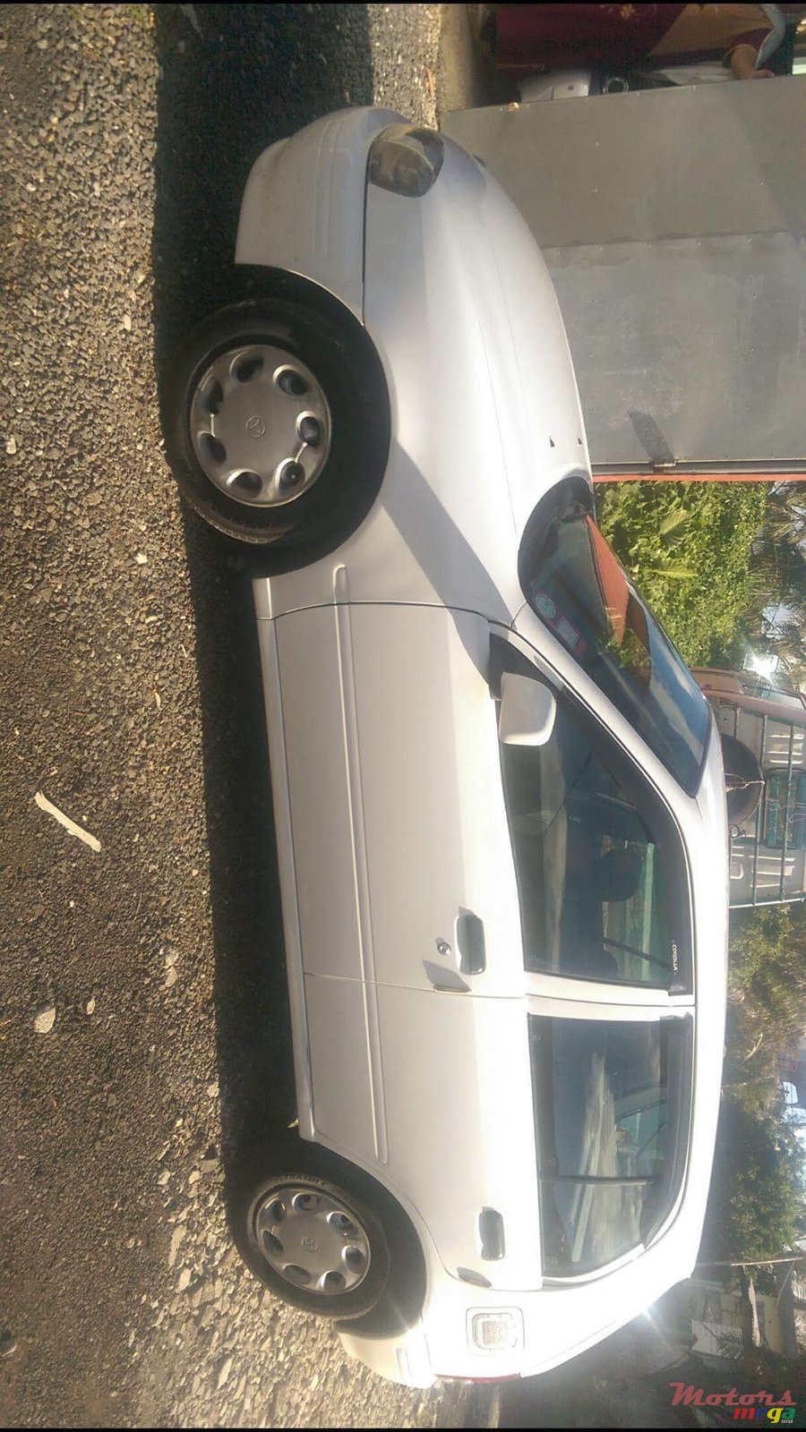 1998' Toyota Starlet photo #1