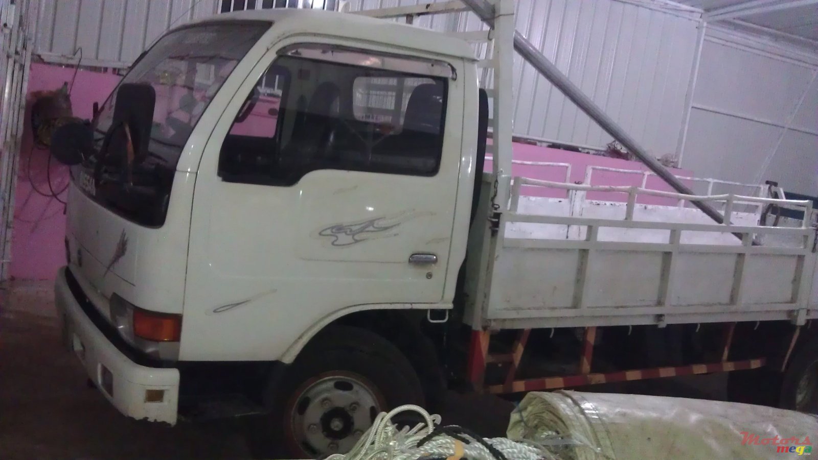 1994' Nissan FD46 photo #1