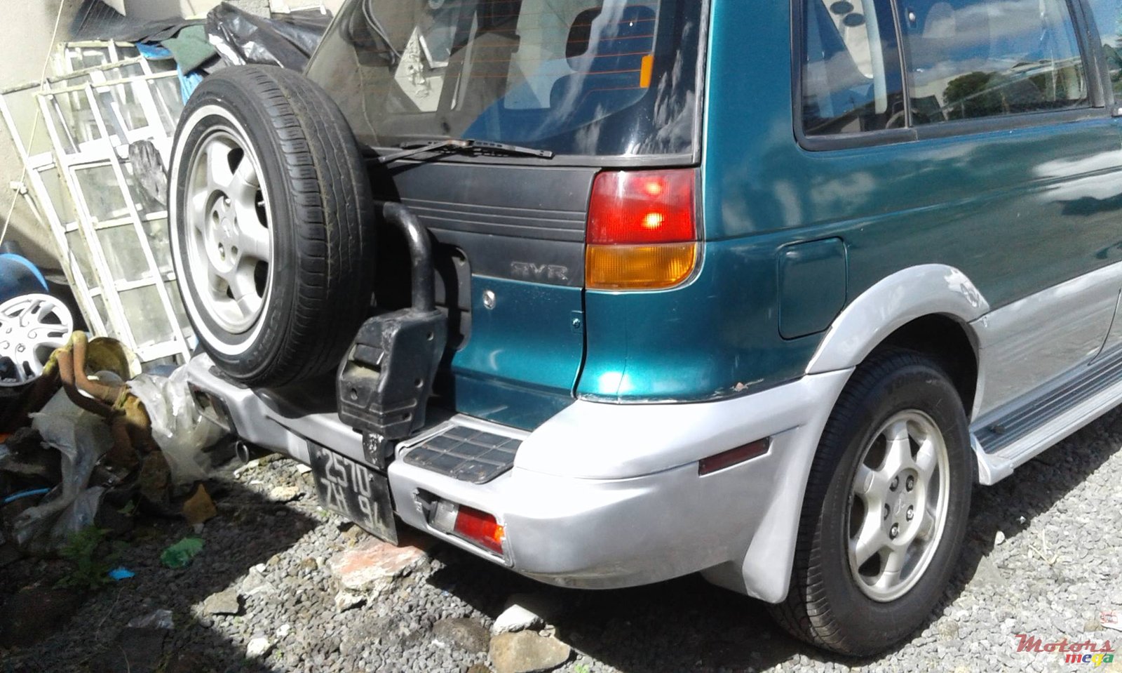 1994' Mitsubishi RVR photo #2