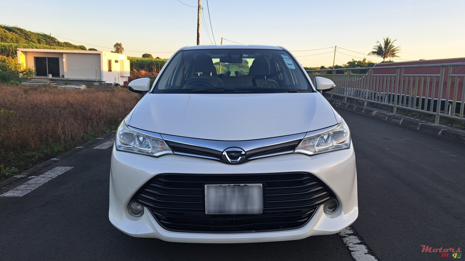 2017' Toyota Axio photo #2