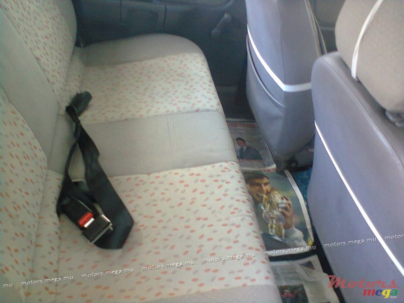 2005' Suzuki Alto maruti zen photo #1