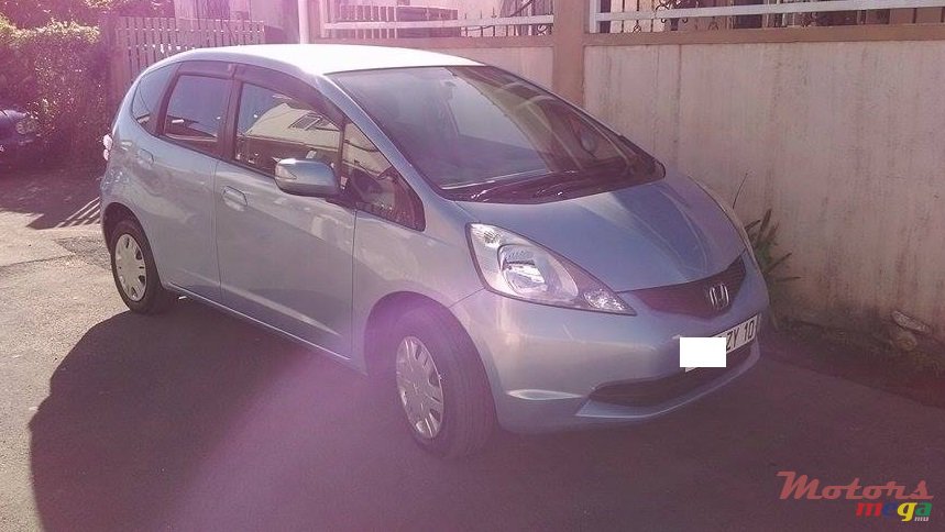 2010' Honda Fit photo #1