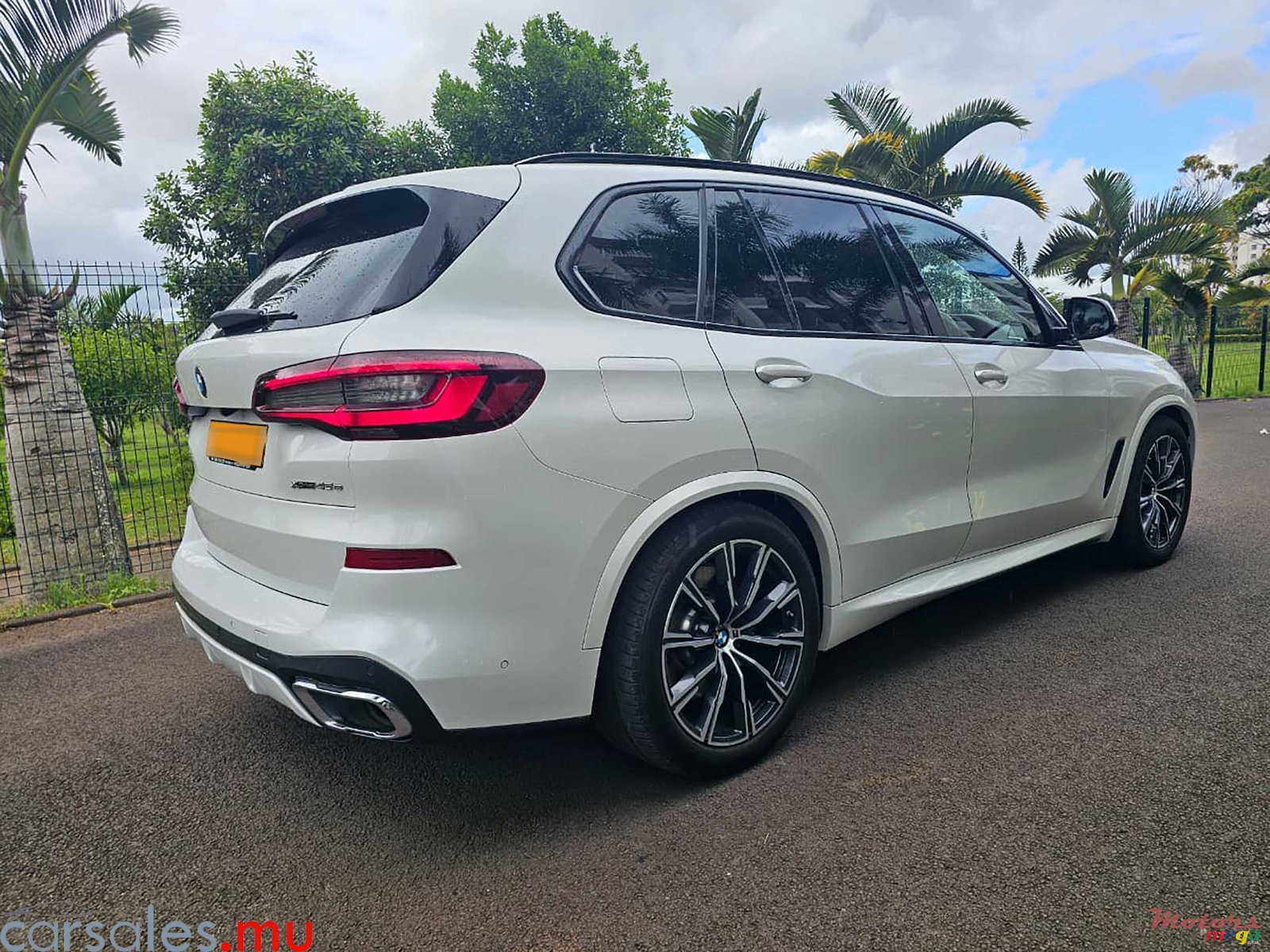 2021' BMW X5 45e M Sport Line xDrive 3.0 photo #4