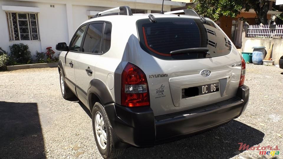 2006' Hyundai Tucson photo #4