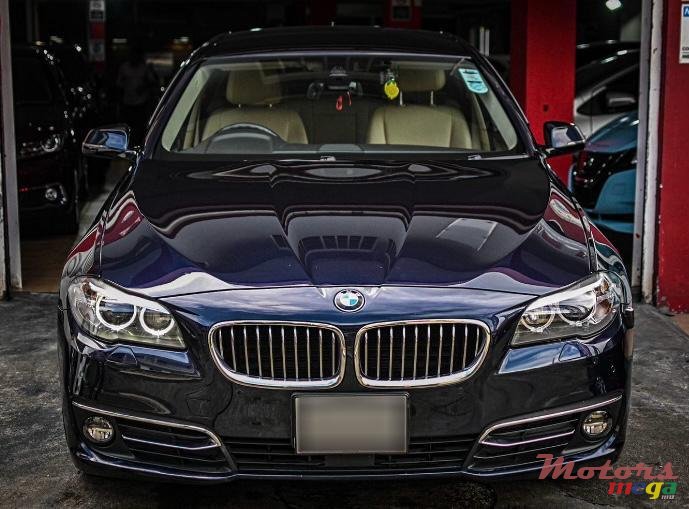 2016' BMW 5 Series photo #1