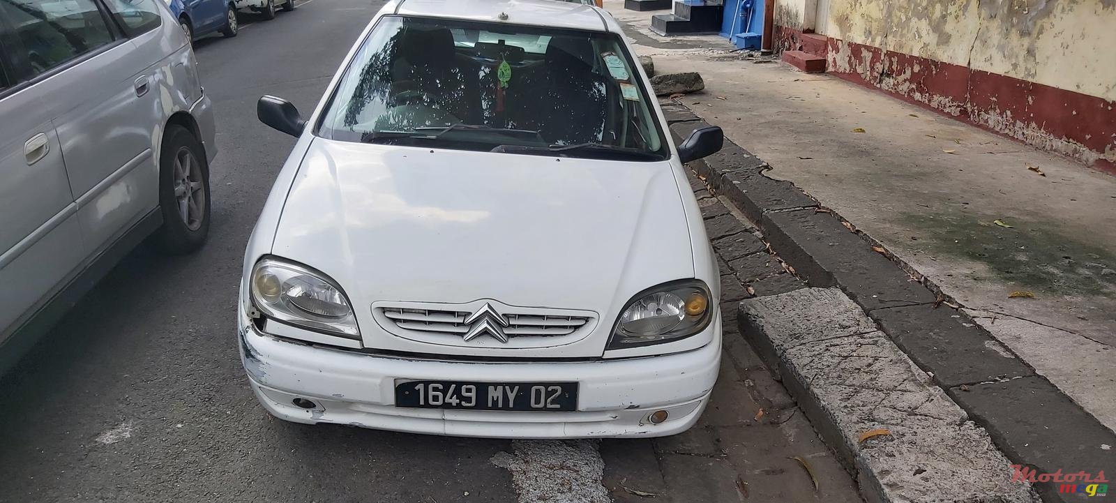 2002' Citroen Saxo photo #2