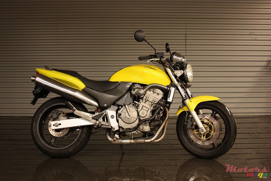 2002' Honda Hornet photo #1