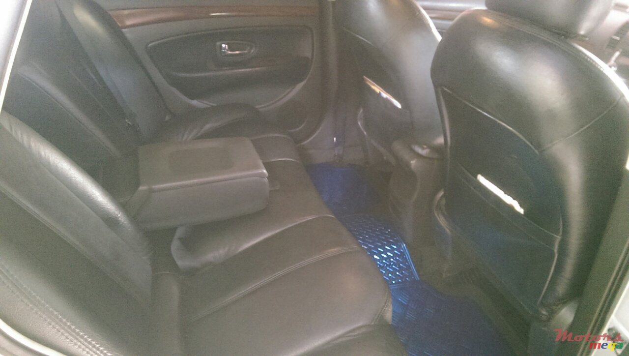 2010' Nissan Bluebird photo #4