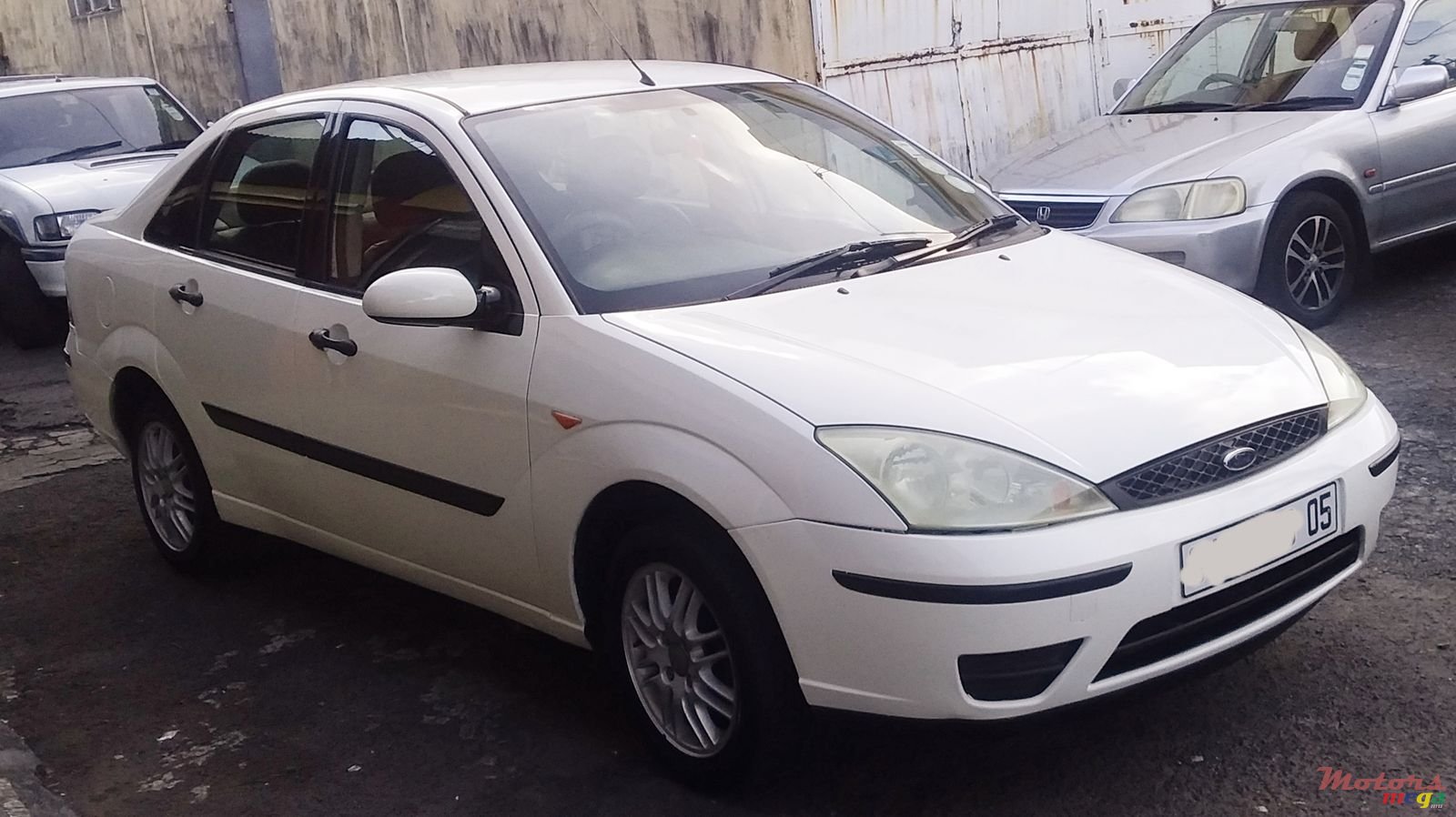 2005' Ford Focus photo #2