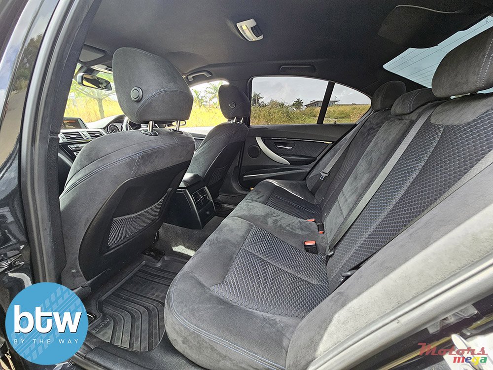 2017' BMW 318 M Sport Package photo #6