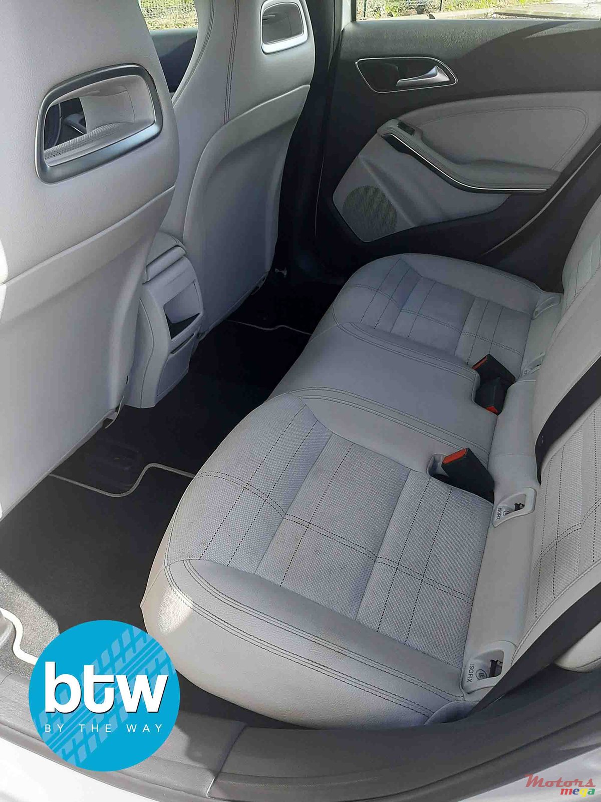 2014' Mercedes-Benz A 200 photo #4