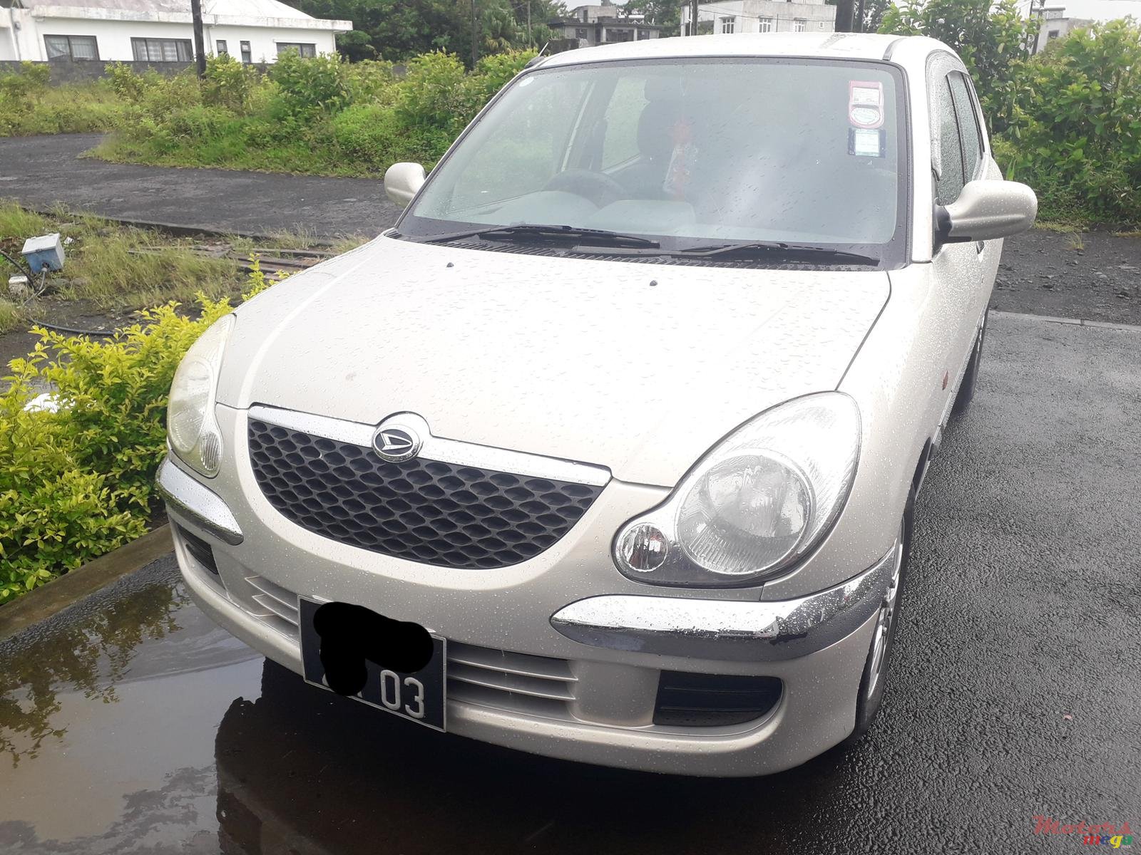 2003' Toyota DUET Automatic photo #3