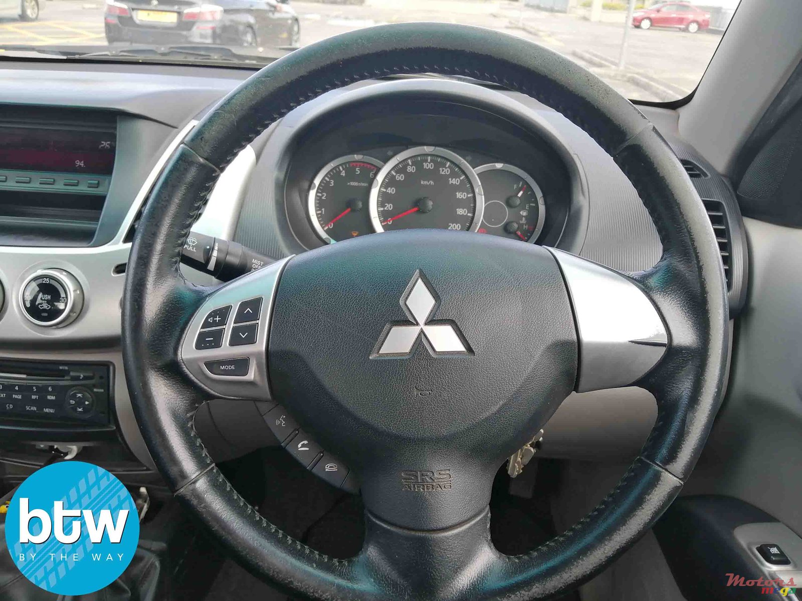 2014' Mitsubishi L 200 Sportero photo #5