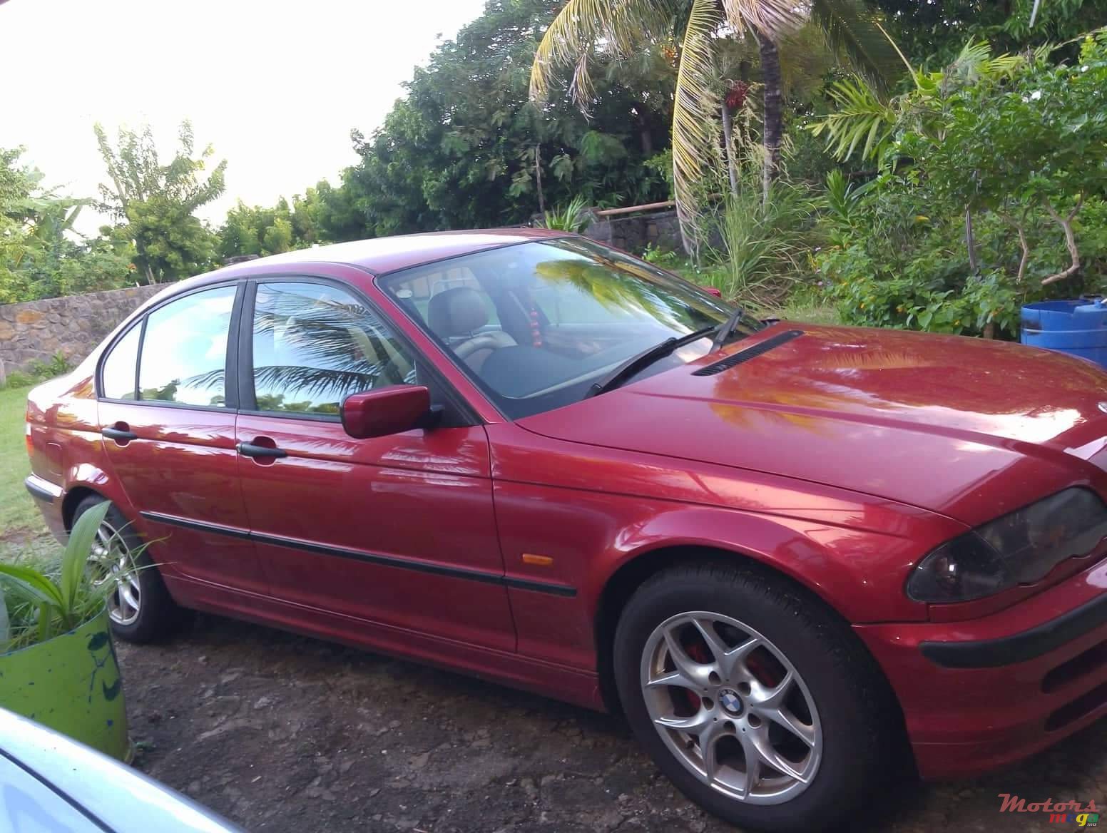 2000' BMW 318 photo #1