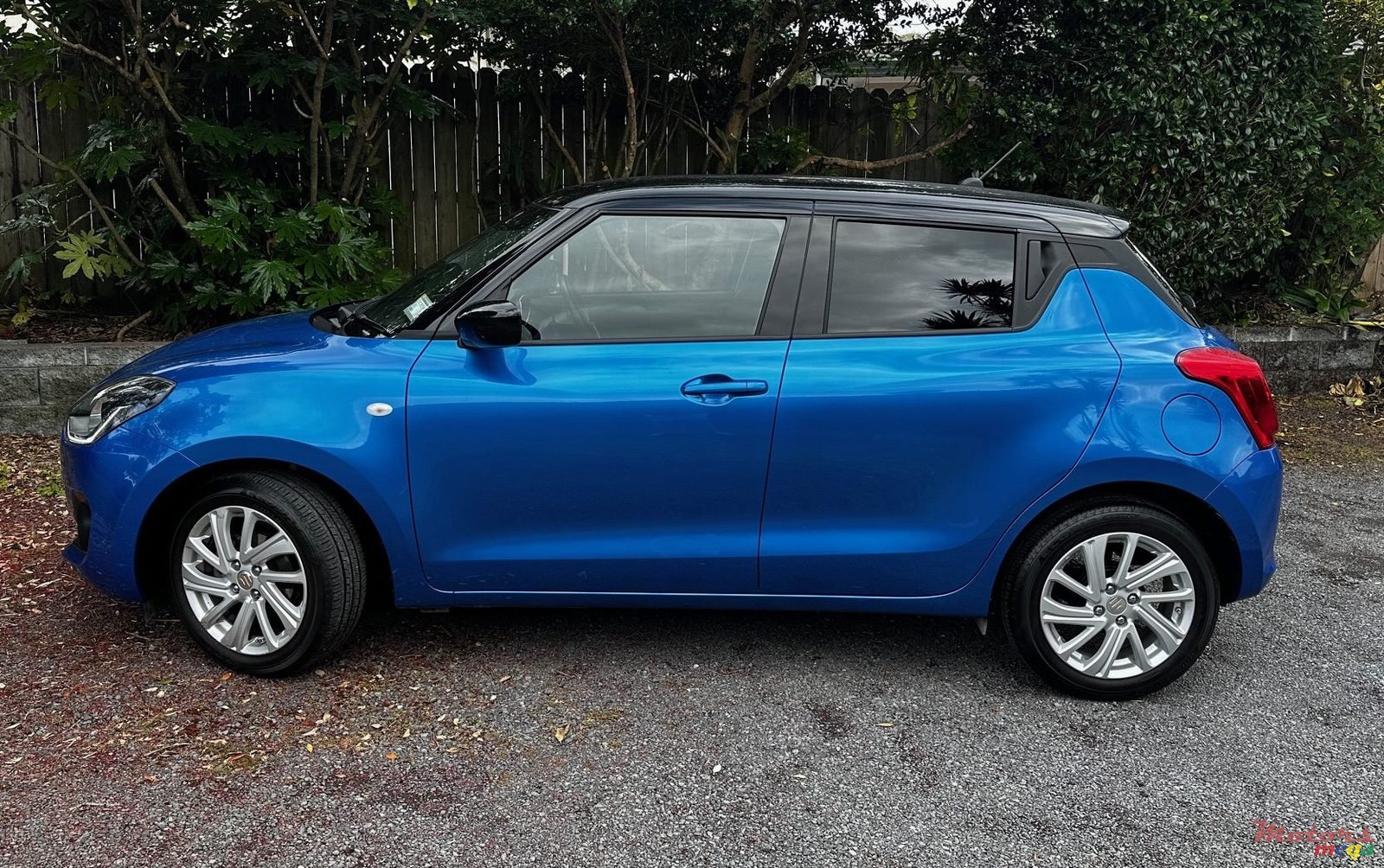 2022' Suzuki Swift photo #4