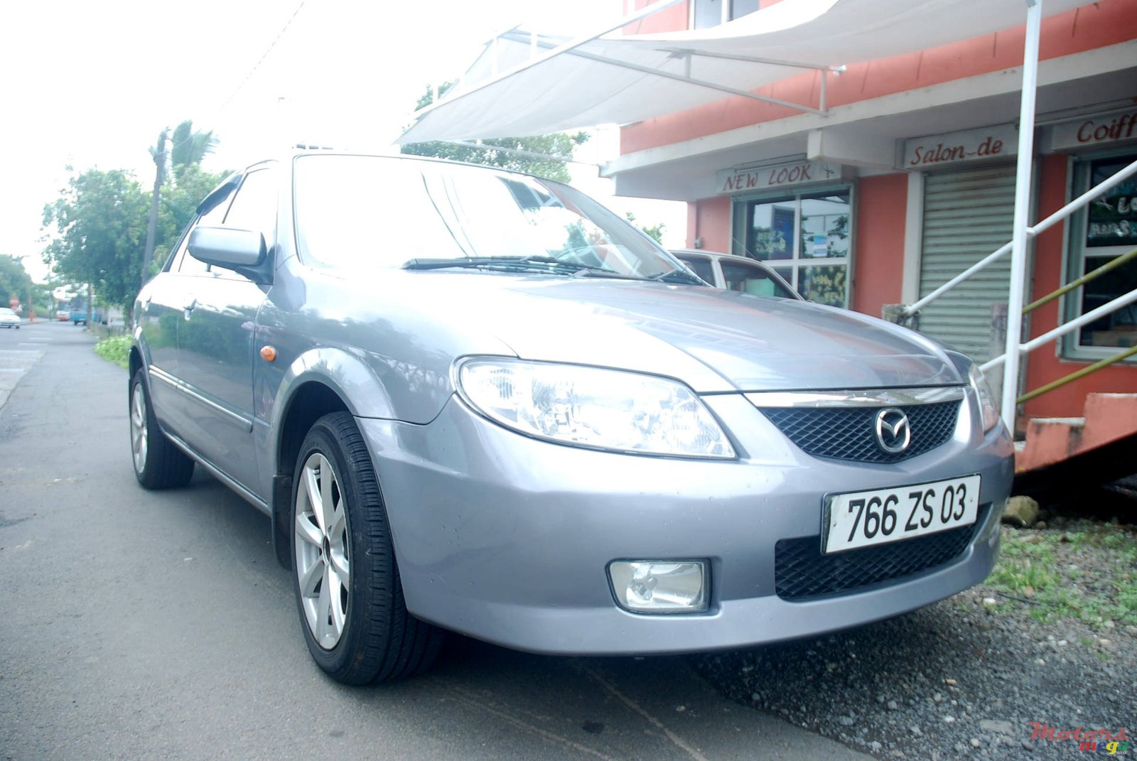2003' Mazda Protege photo #2