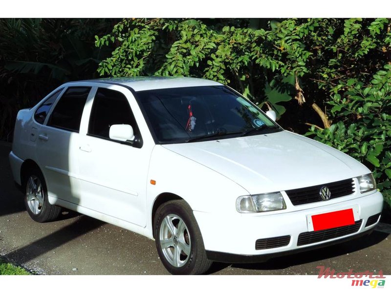 1998' Volkswagen Cross Polo photo #1