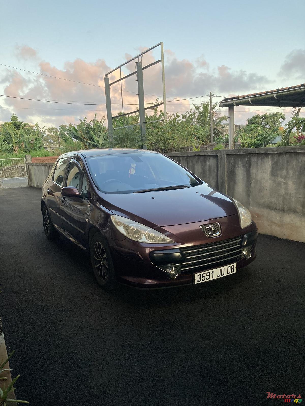 2008' Peugeot 307 photo #2