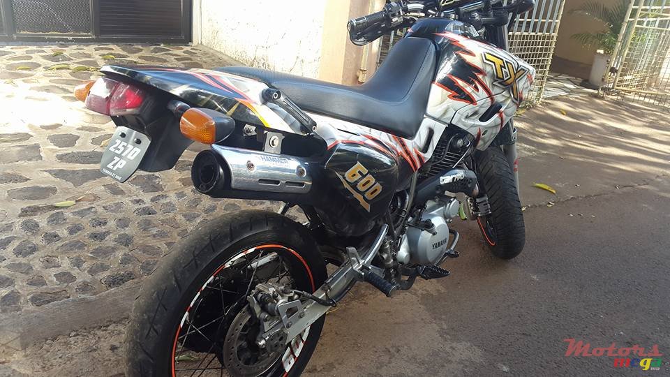 2001' Yamaha photo #2