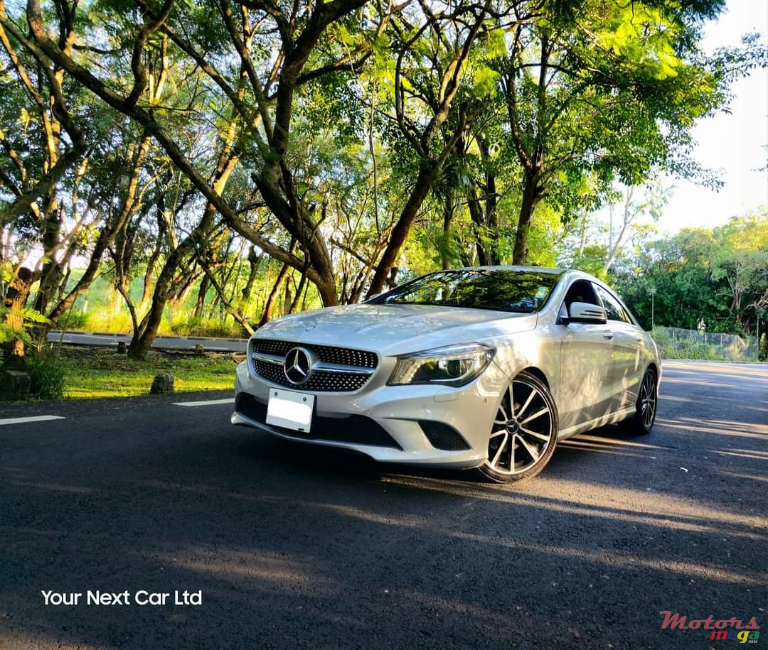2014' Mercedes-Benz CLA 200 photo #2