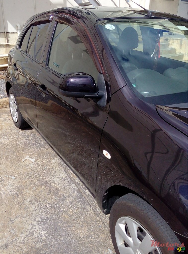 2011' Nissan March photo #2