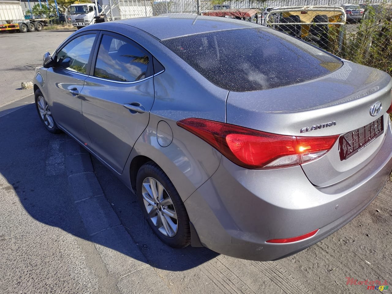 2015' Hyundai Elantra Elite + photo #2