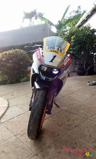 2016' KTM RC390 photo #4
