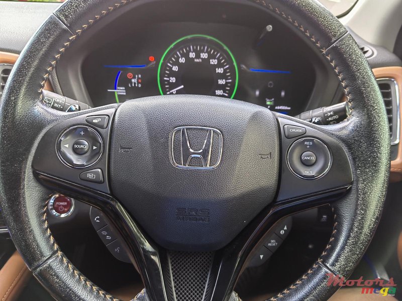 2015' Honda Vezel photo #6